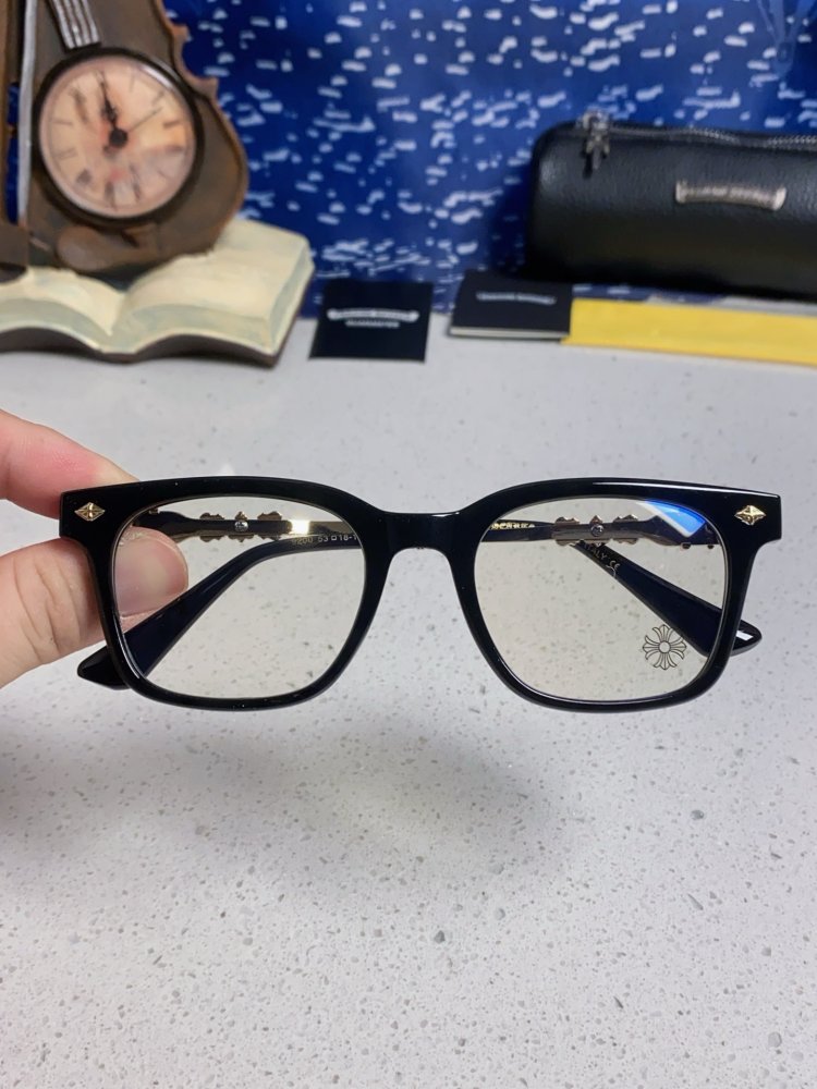 Очки солнцезащитные фото 4