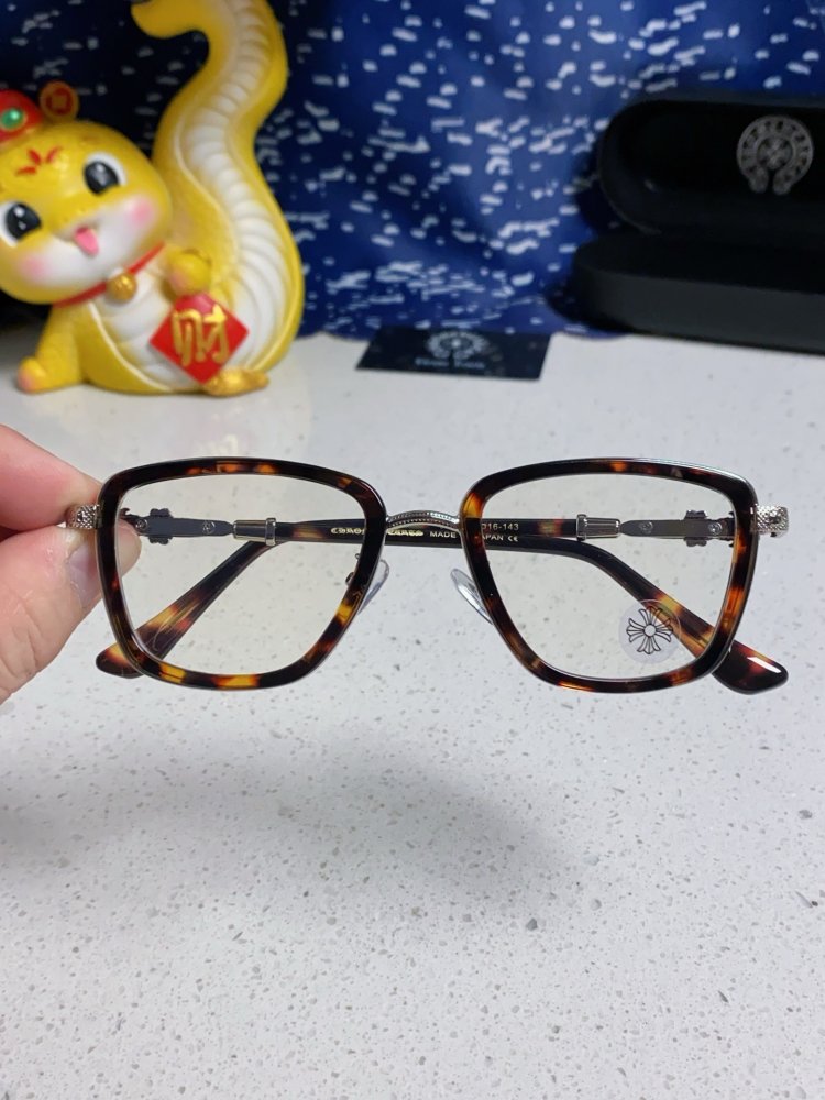 Очки солнцезащитные фото 4