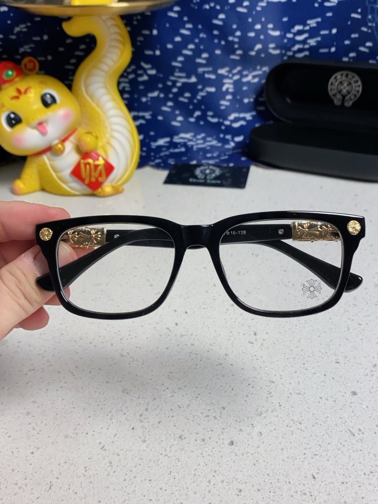 Очки солнцезащитные фото 4