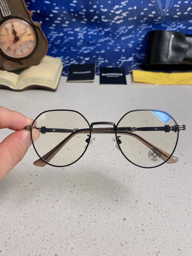 Очки солнцезащитные фото 4