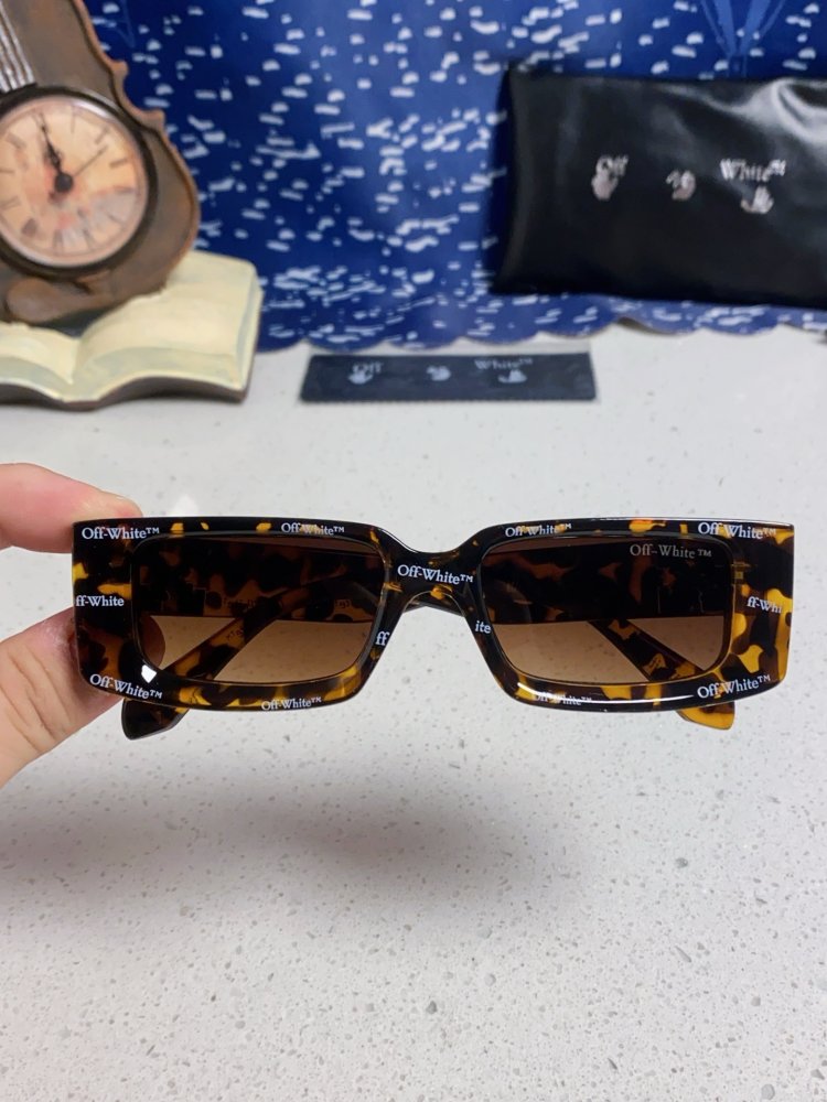 Очки солнцезащитные фото 4