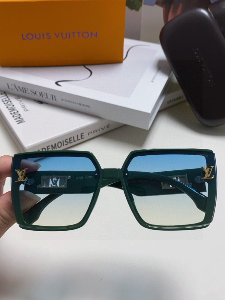 Очки солнцезащитные фото 4