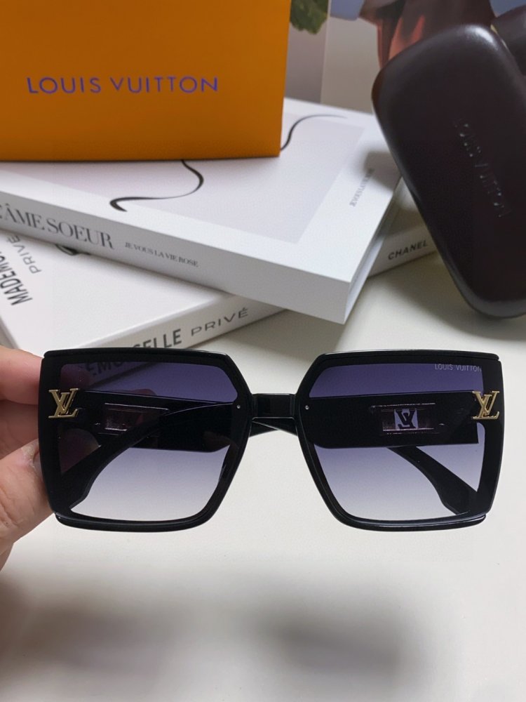 Очки солнцезащитные фото 4