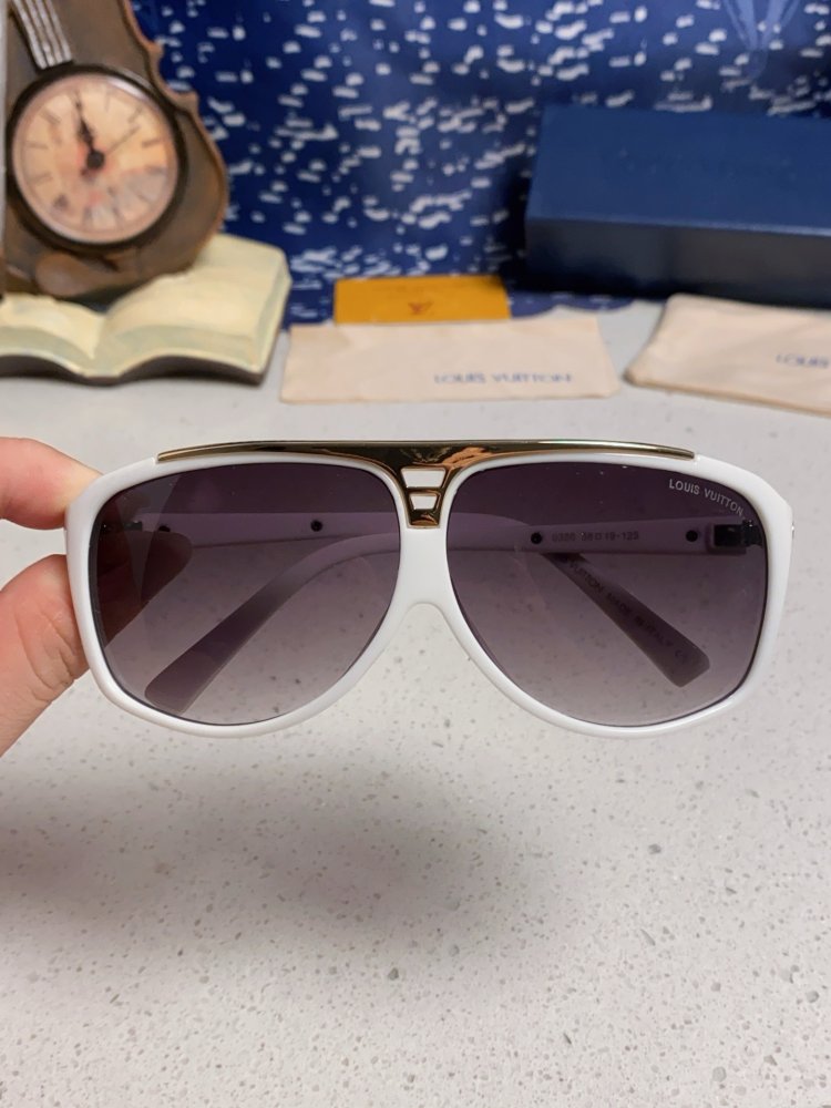 Очки солнцезащитные фото 4