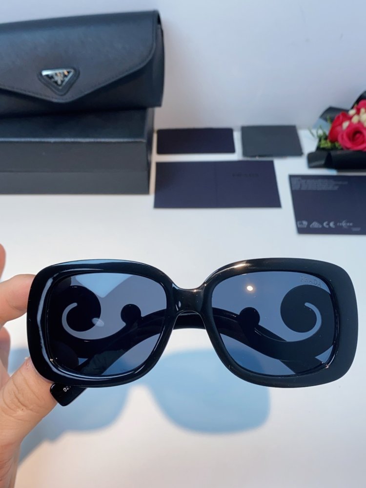 Очки солнцезащитные фото 4