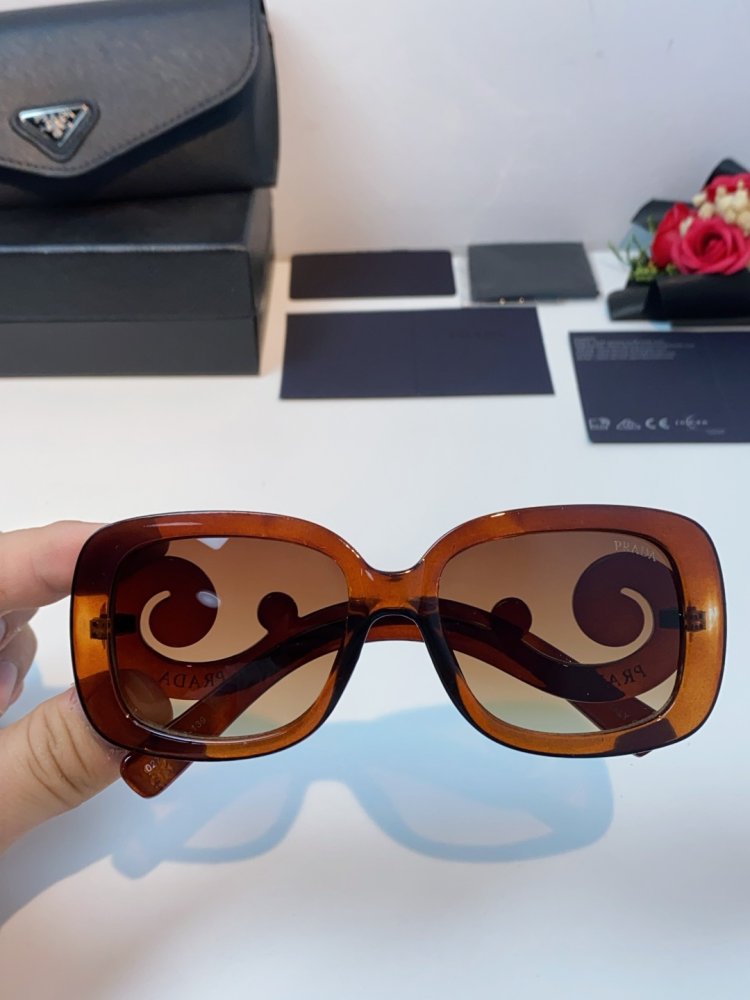 Очки солнцезащитные фото 4