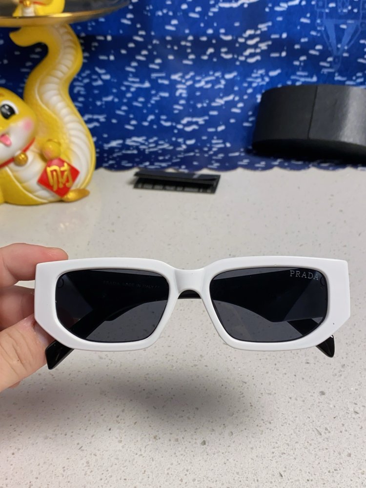 Очки солнцезащитные фото 4