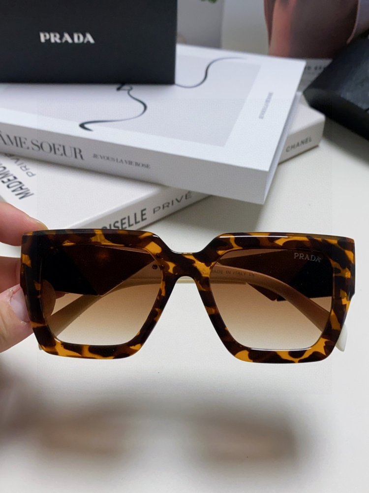 Очки солнцезащитные фото 4