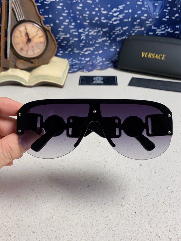 Очки солнцезащитные фото 4