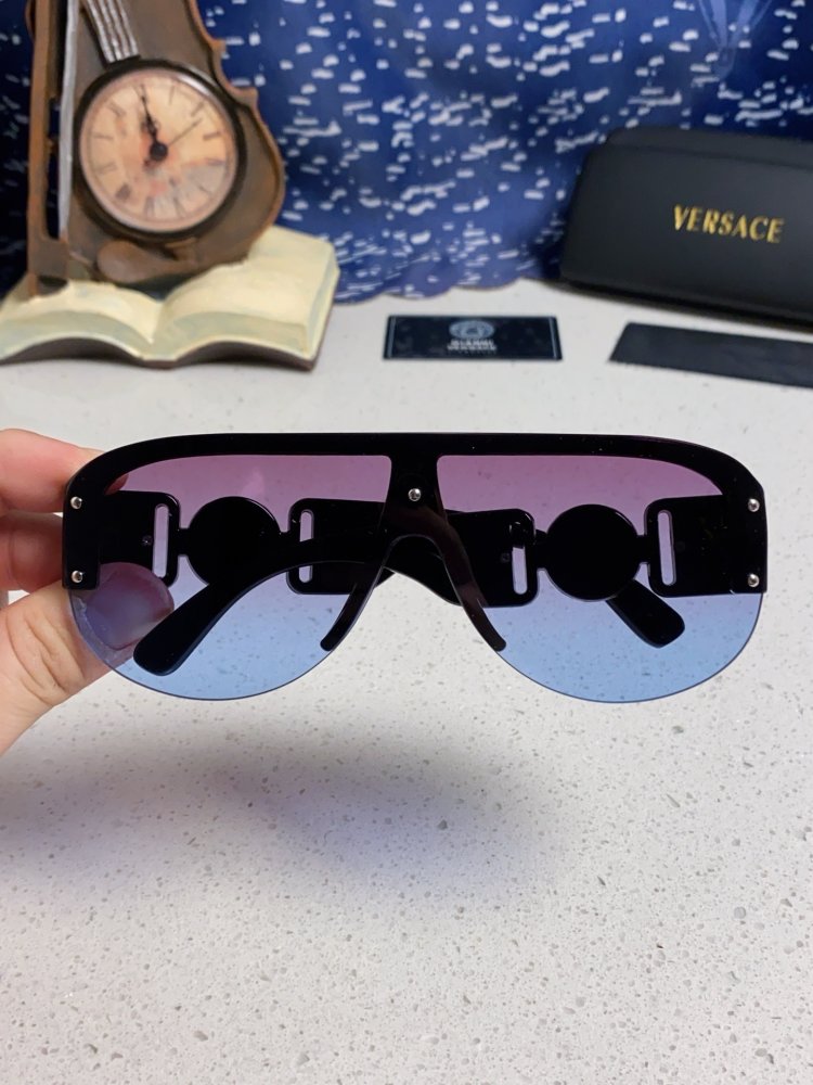 Очки солнцезащитные фото 4