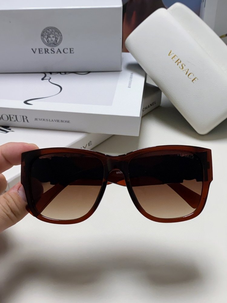 Очки солнцезащитные фото 4