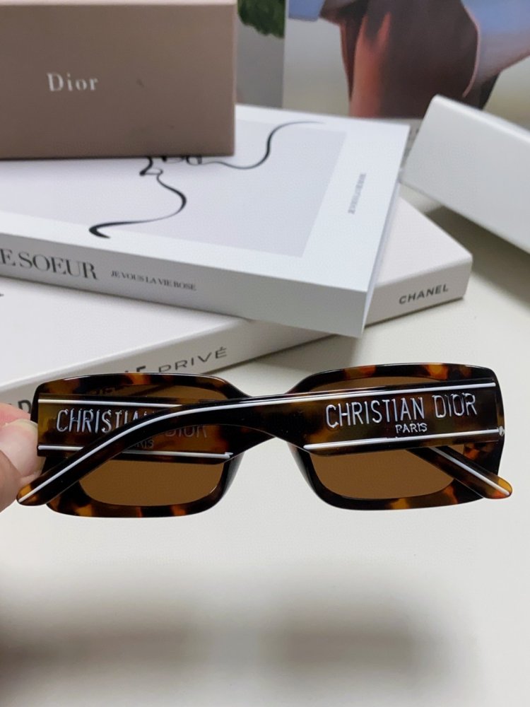 Очки солнцезащитные фото 5