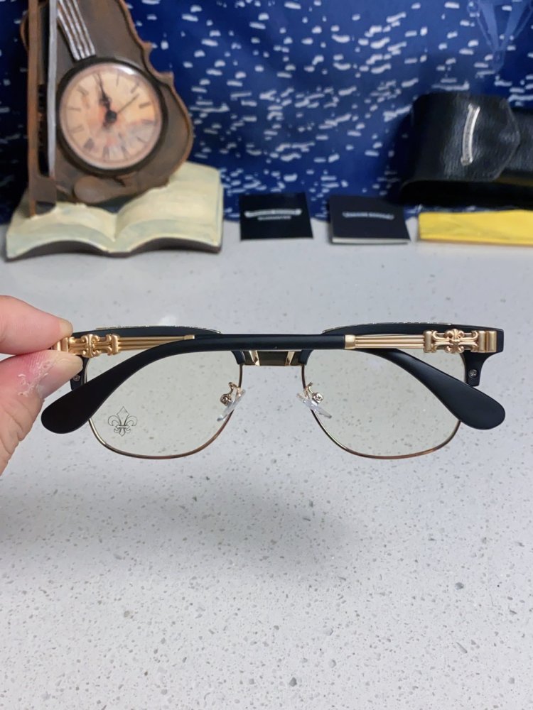 Очки солнцезащитные фото 5