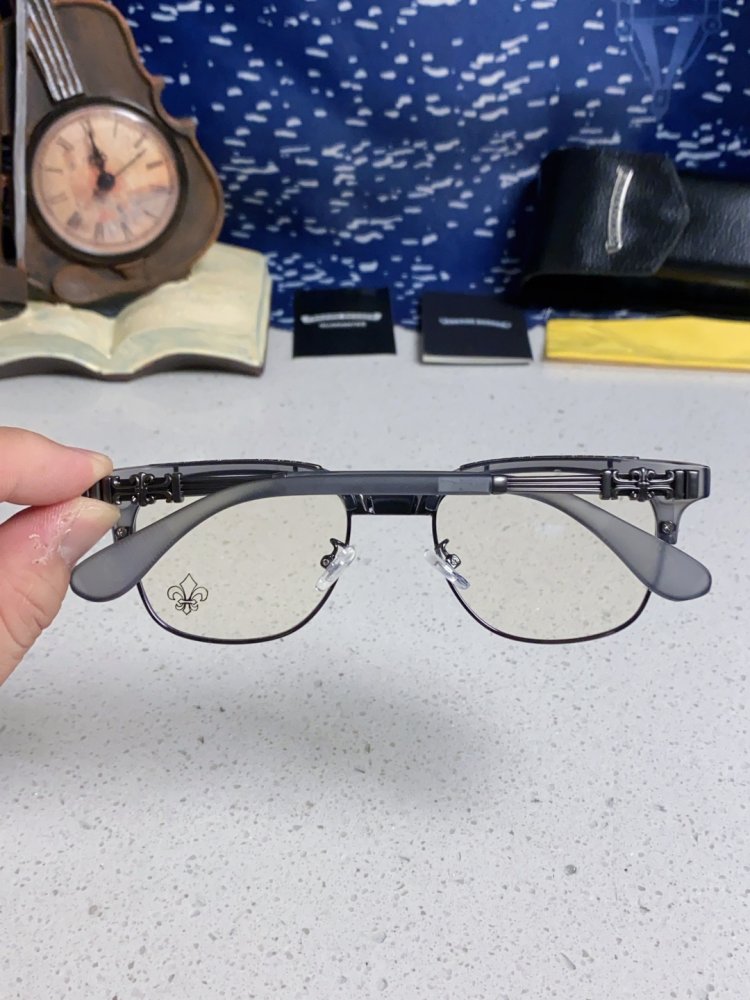 Очки солнцезащитные фото 5