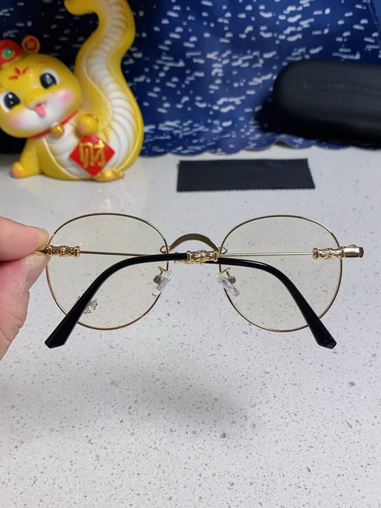 Очки солнцезащитные фото 5