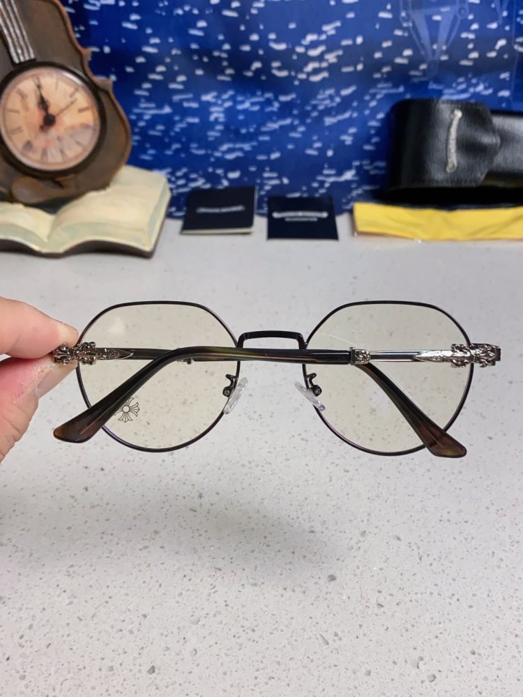 Очки солнцезащитные фото 5