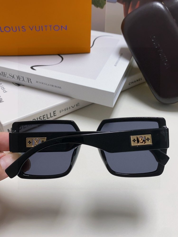 Очки солнцезащитные фото 5