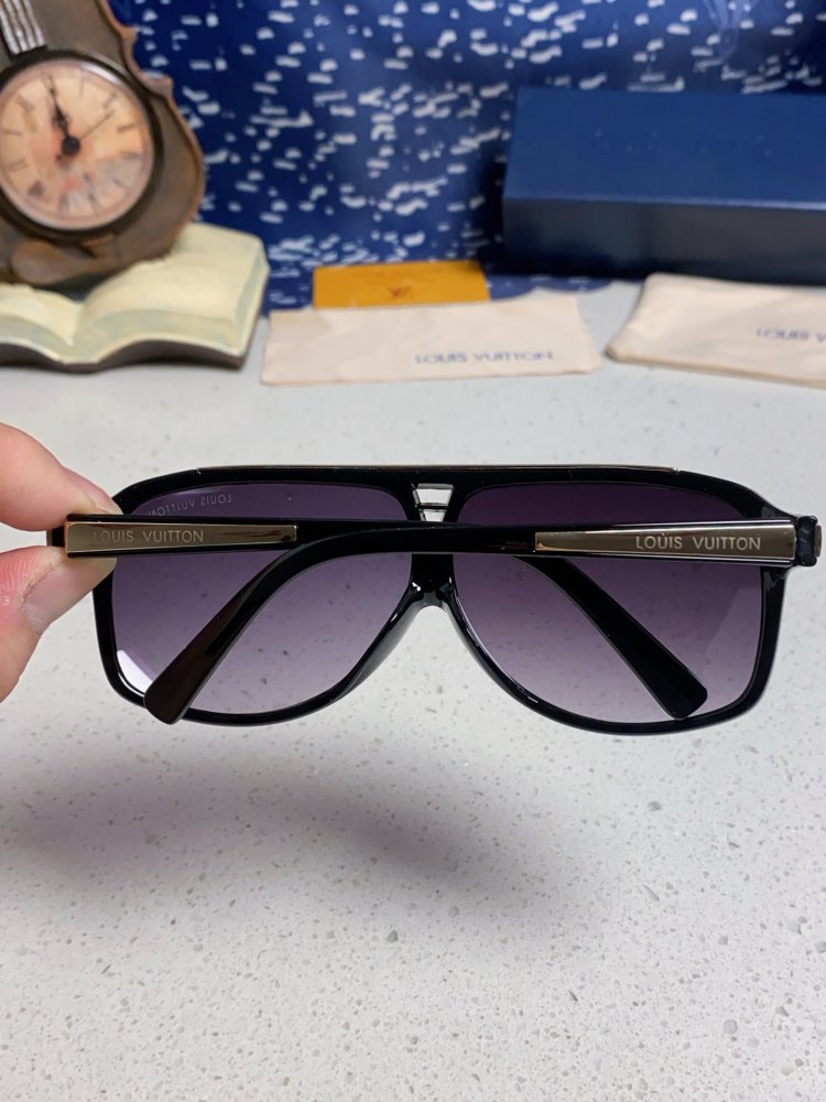 Очки солнцезащитные фото 5