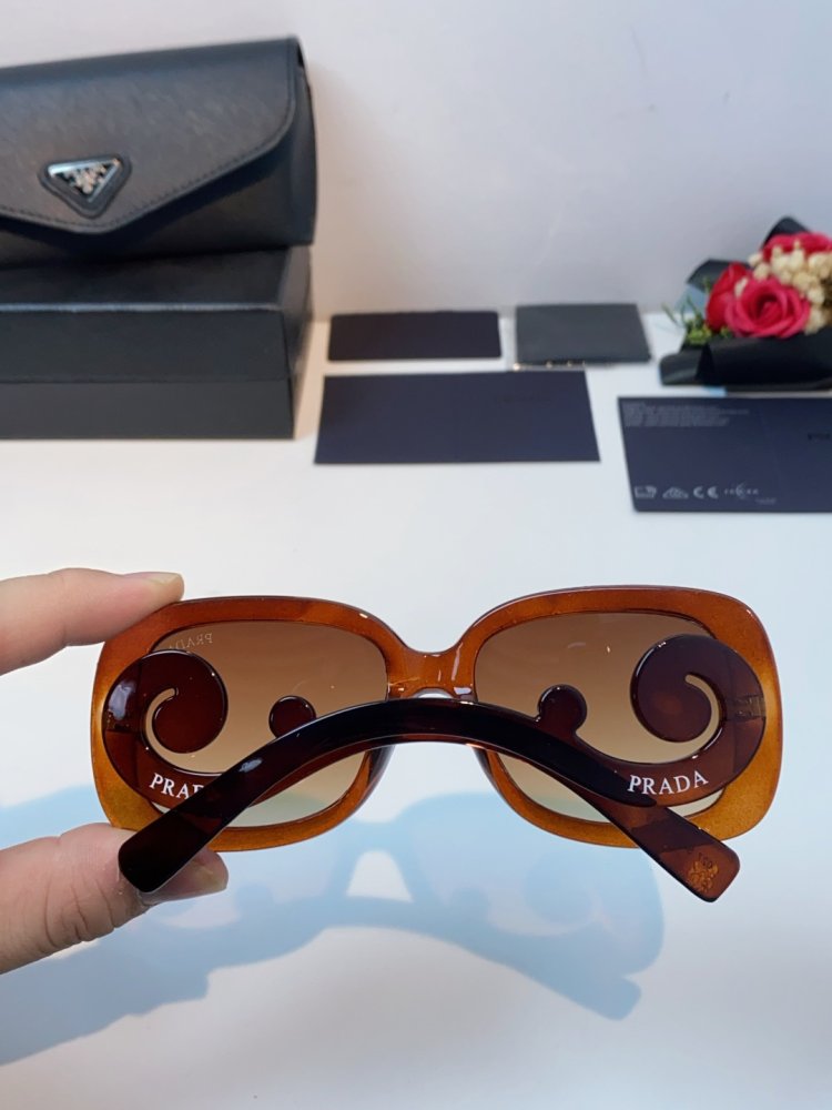 Очки солнцезащитные фото 5