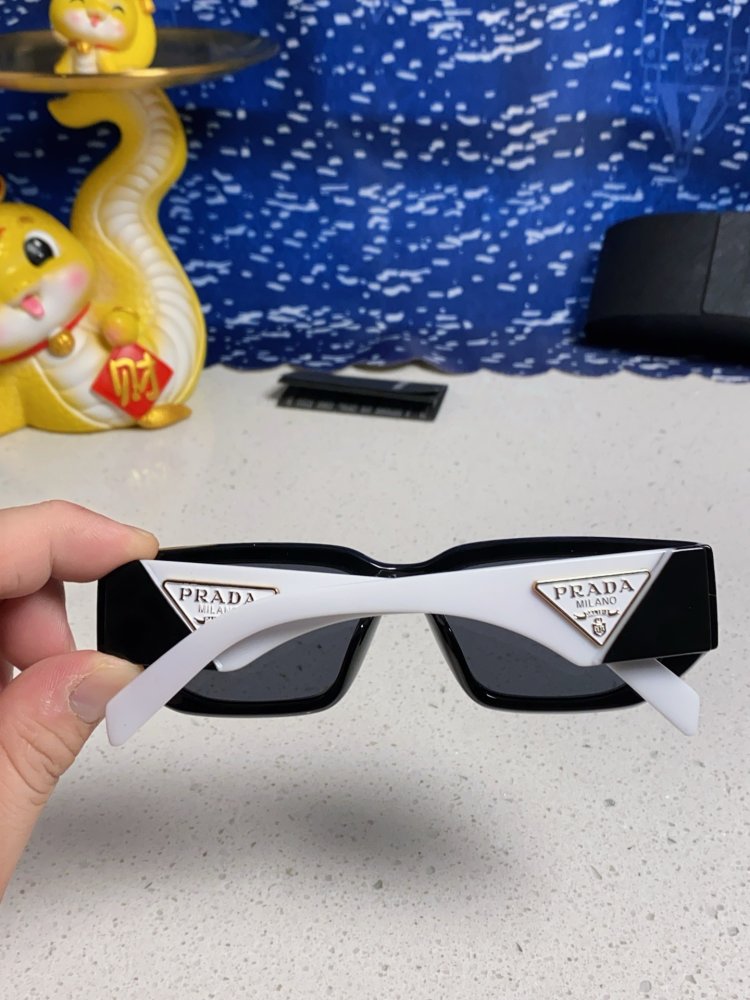 Очки солнцезащитные фото 5