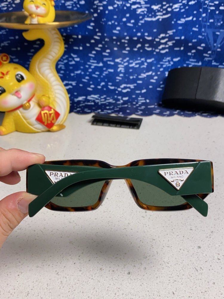 Очки солнцезащитные фото 5