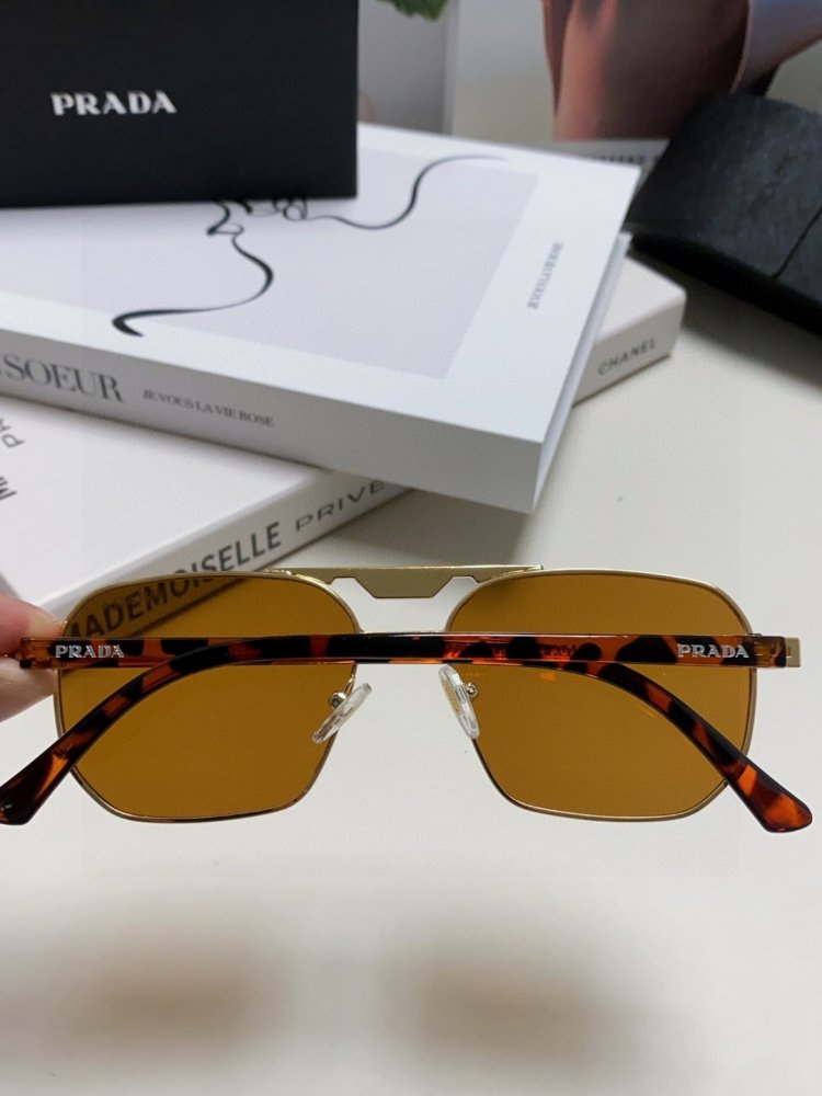 Очки солнцезащитные фото 5