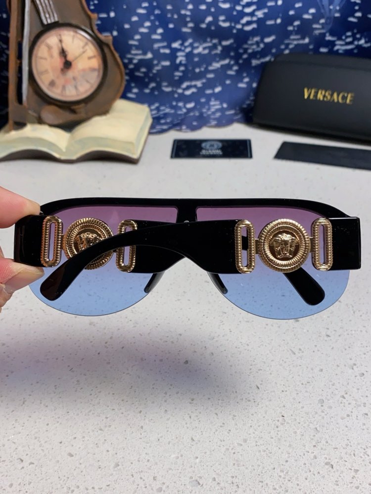 Очки солнцезащитные фото 5