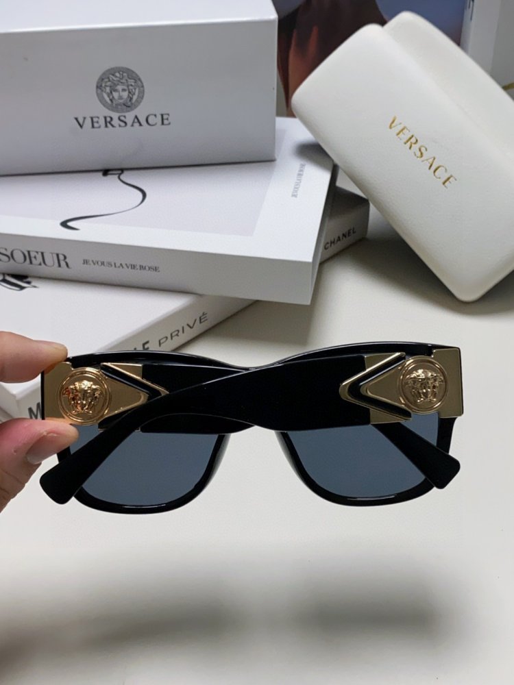 Очки солнцезащитные фото 5