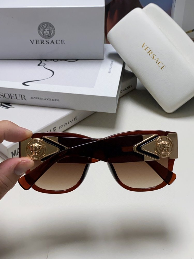 Очки солнцезащитные фото 5