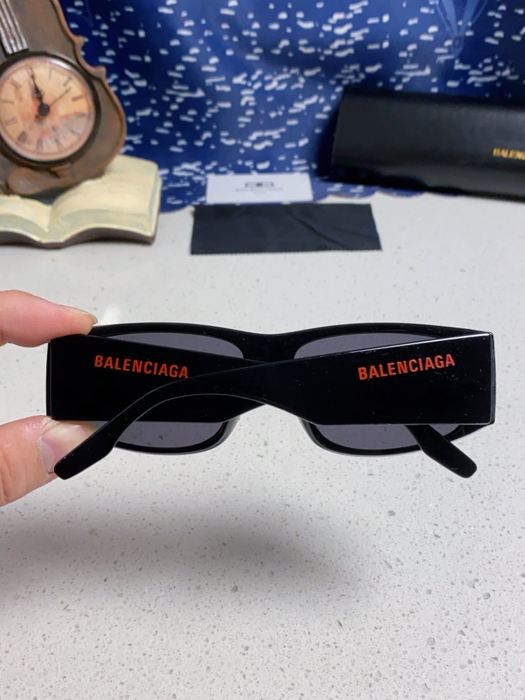 Очки солнцезащитные фото 5