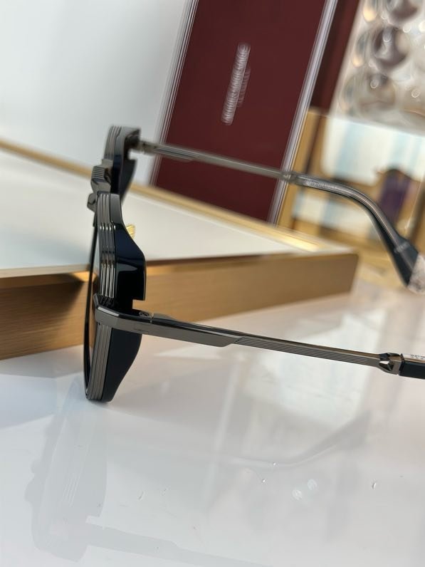 Очки солнцезащитные фото 6