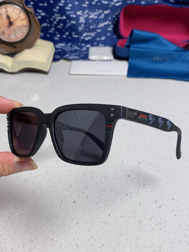 Очки солнцезащитные фото 6