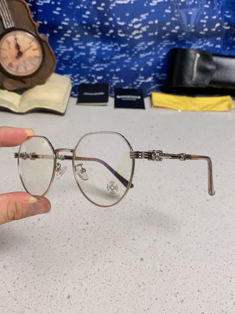 Очки солнцезащитные фото 6