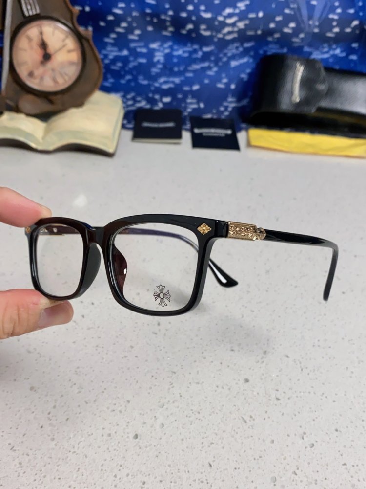 Очки солнцезащитные фото 6