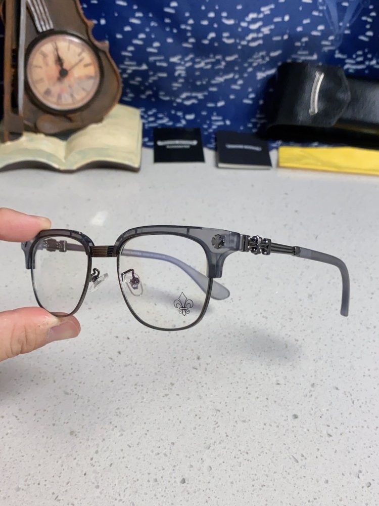 Очки солнцезащитные фото 6