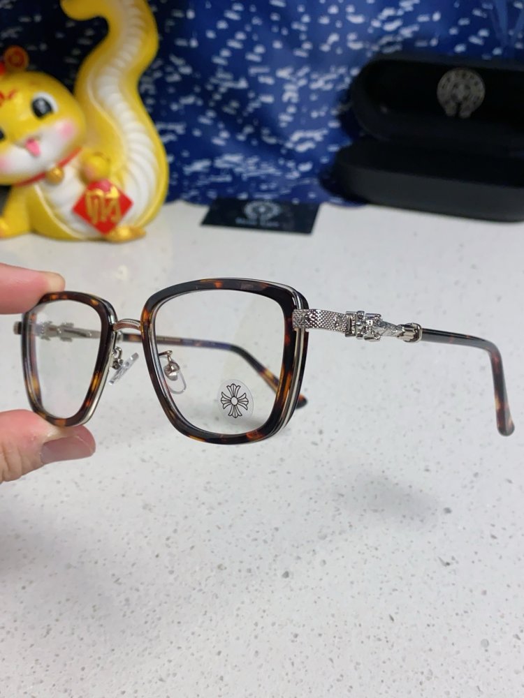 Очки солнцезащитные фото 6