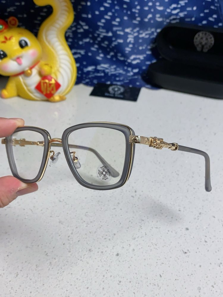 Очки солнцезащитные фото 6