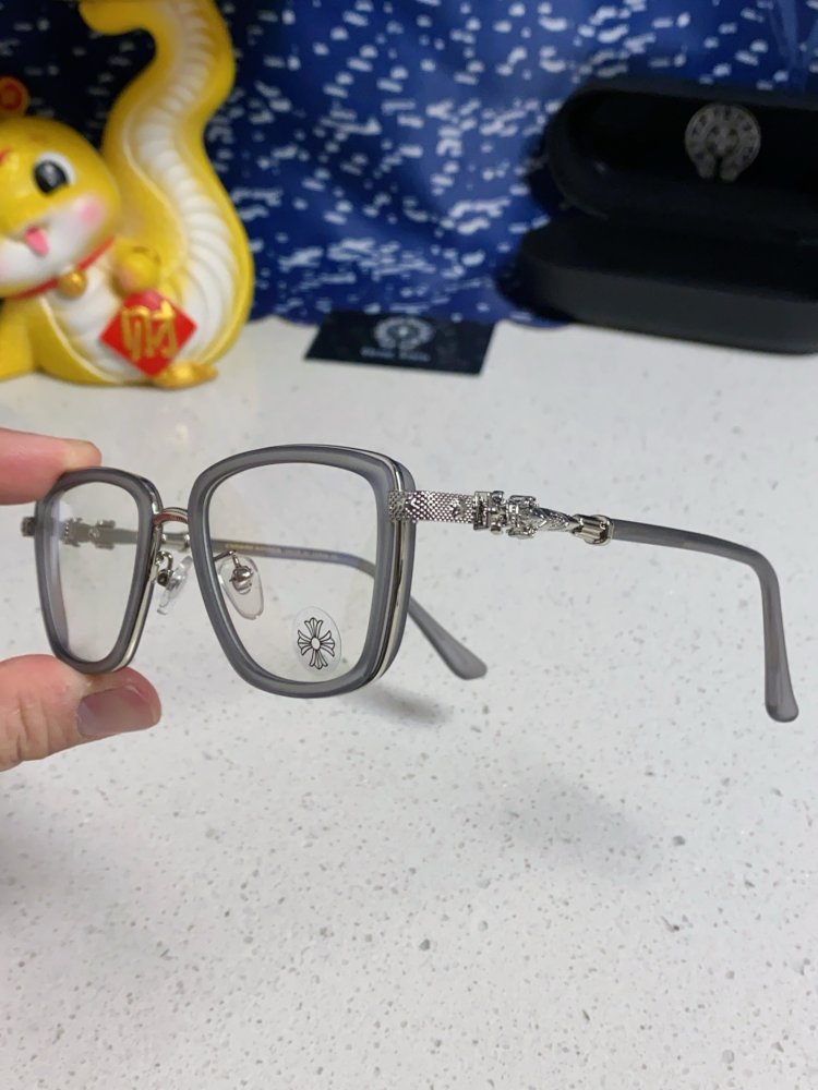 Очки солнцезащитные фото 6