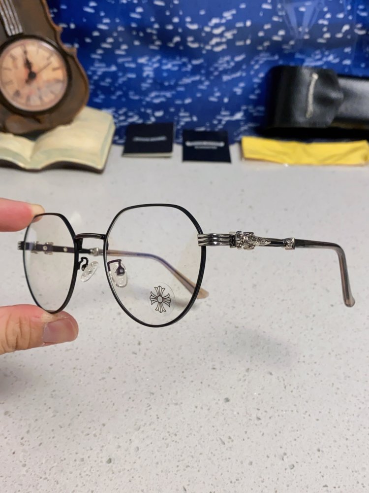 Очки солнцезащитные фото 6