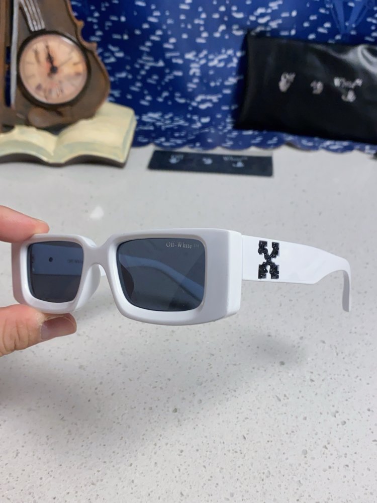 Очки солнцезащитные фото 6