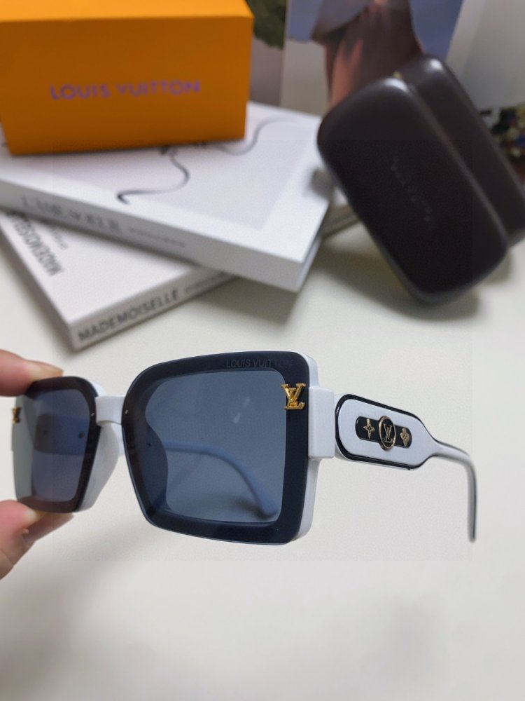 Очки солнцезащитные фото 6