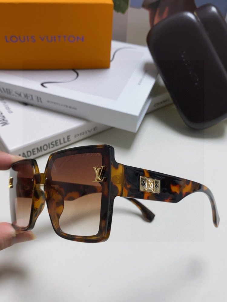 Очки солнцезащитные фото 6