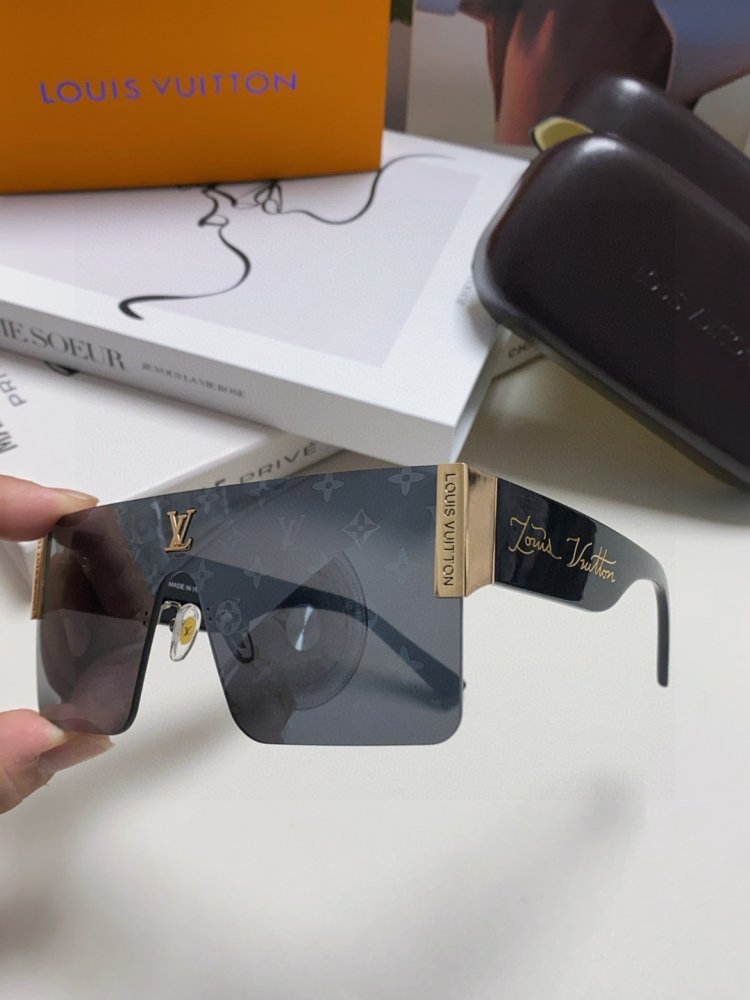 Очки солнцезащитные фото 6