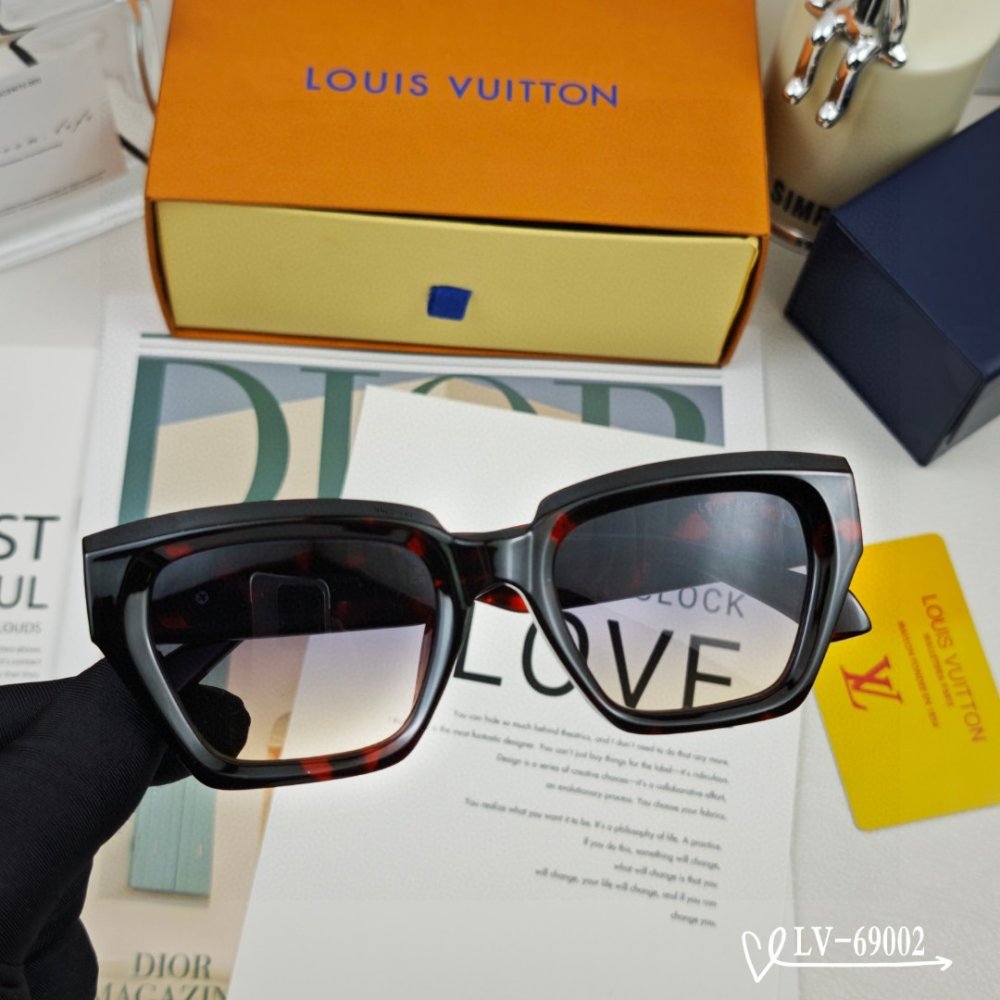 Очки солнцезащитные фото 6