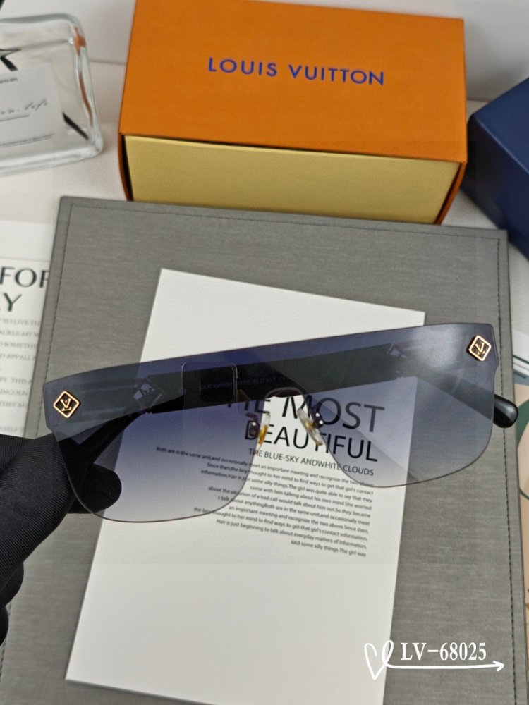 Очки солнцезащитные фото 6