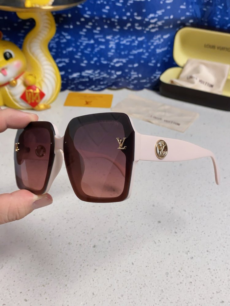 Очки солнцезащитные фото 6