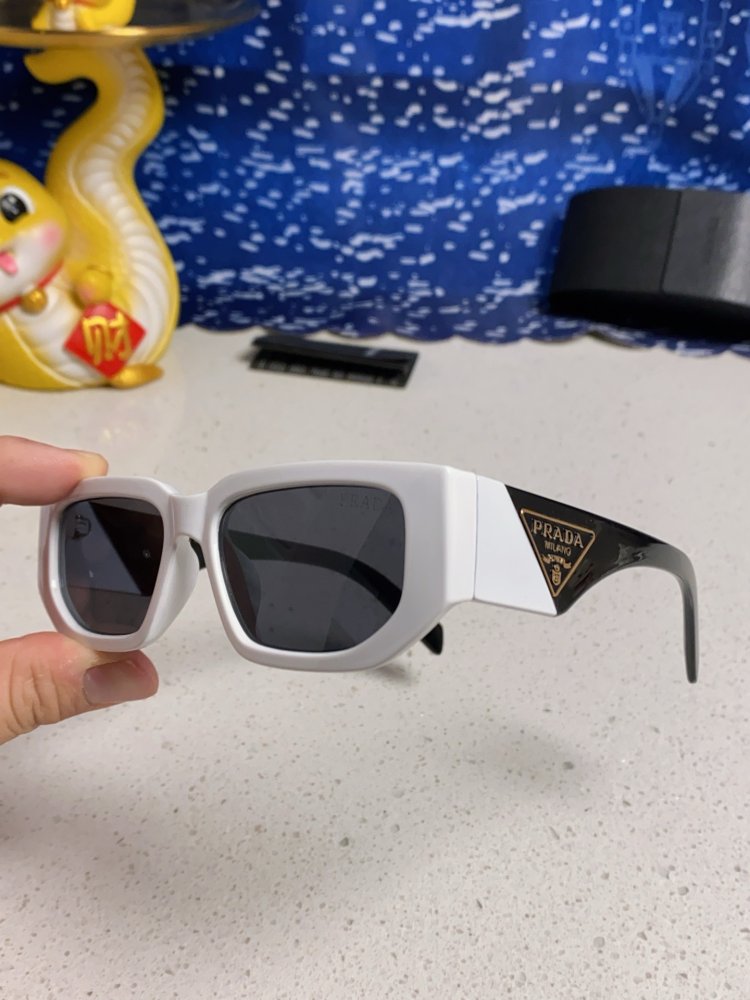 Очки солнцезащитные фото 6