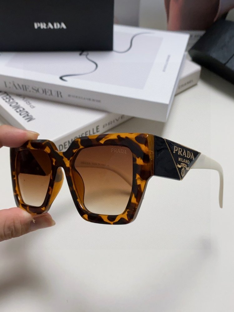 Очки солнцезащитные фото 6