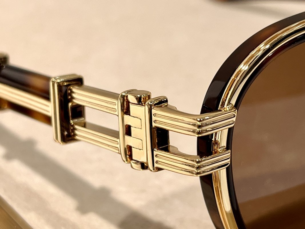 Очки солнцезащитные фото 6