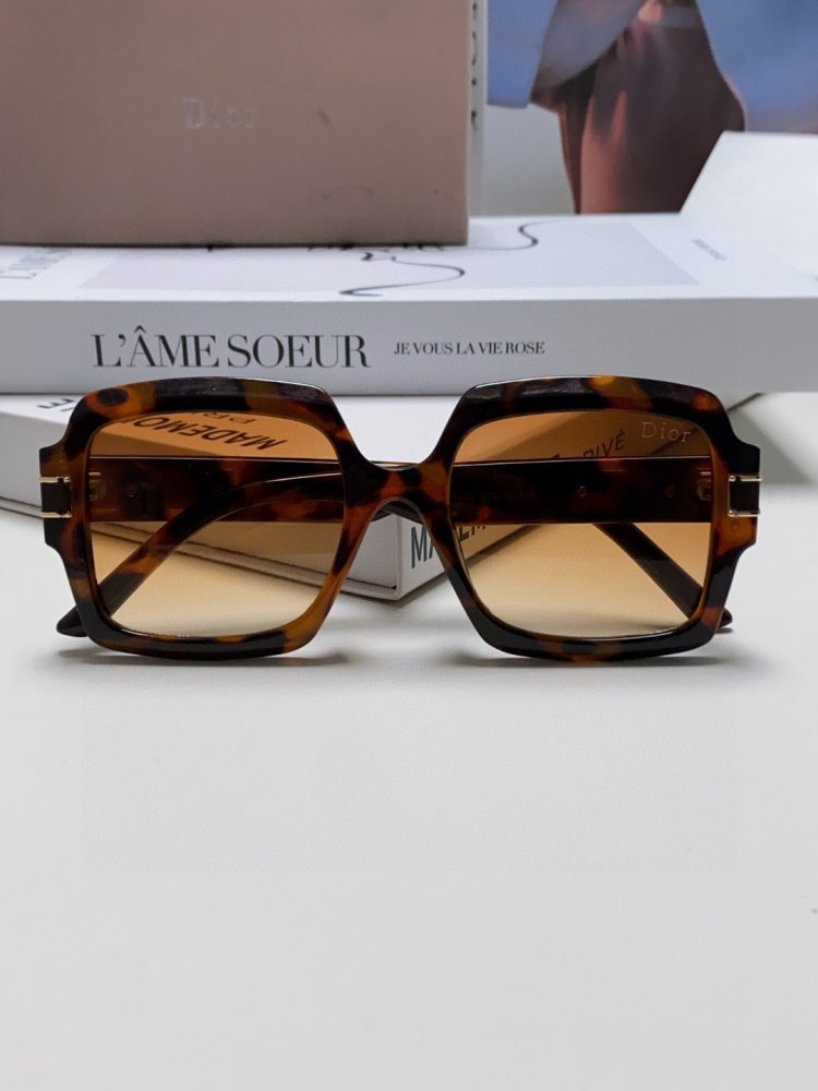 Очки солнцезащитные фото 7